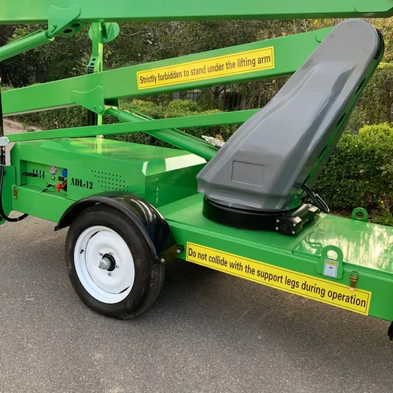 Traction type folding arm elevator